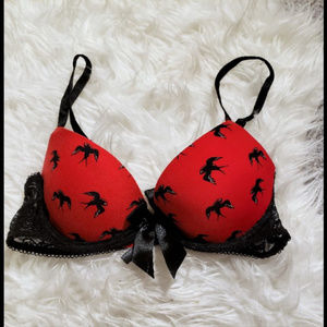 🌟SALE🌟 NWOT 34b red lace sparrow push-up bra